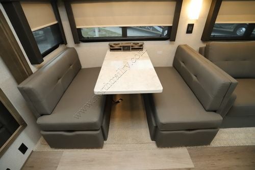 2026 Renegade Rv Verona 40VBH