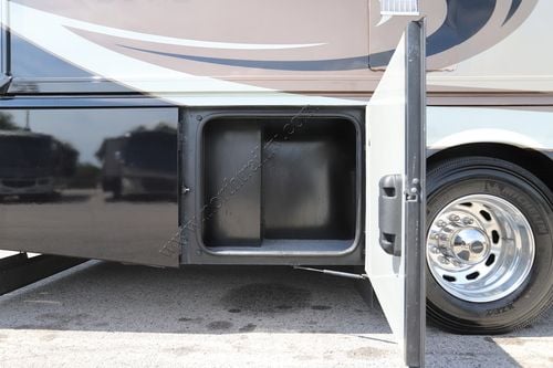 2017 Winnebago Journey 36M