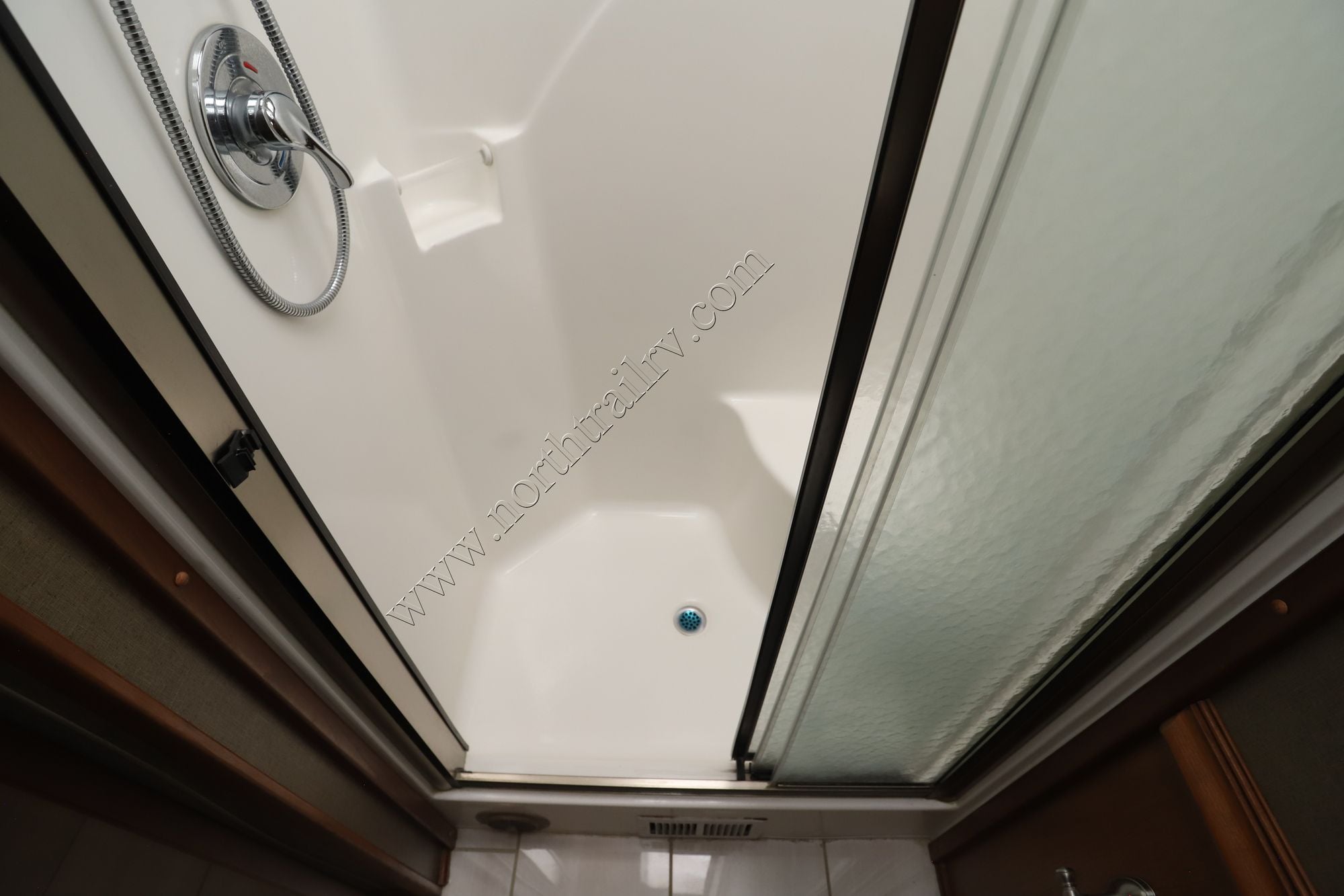Used 2017 Winnebago Journey 36M Class A  For Sale
