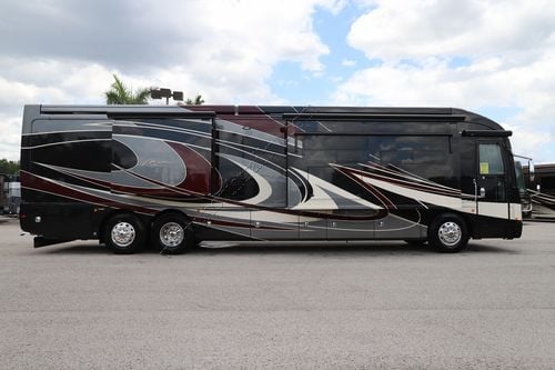 2019 American Coach American Dream 42S