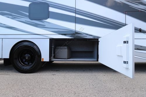 2026 Renegade Rv Verona 40VBH