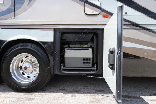 2017 Winnebago Journey 36M