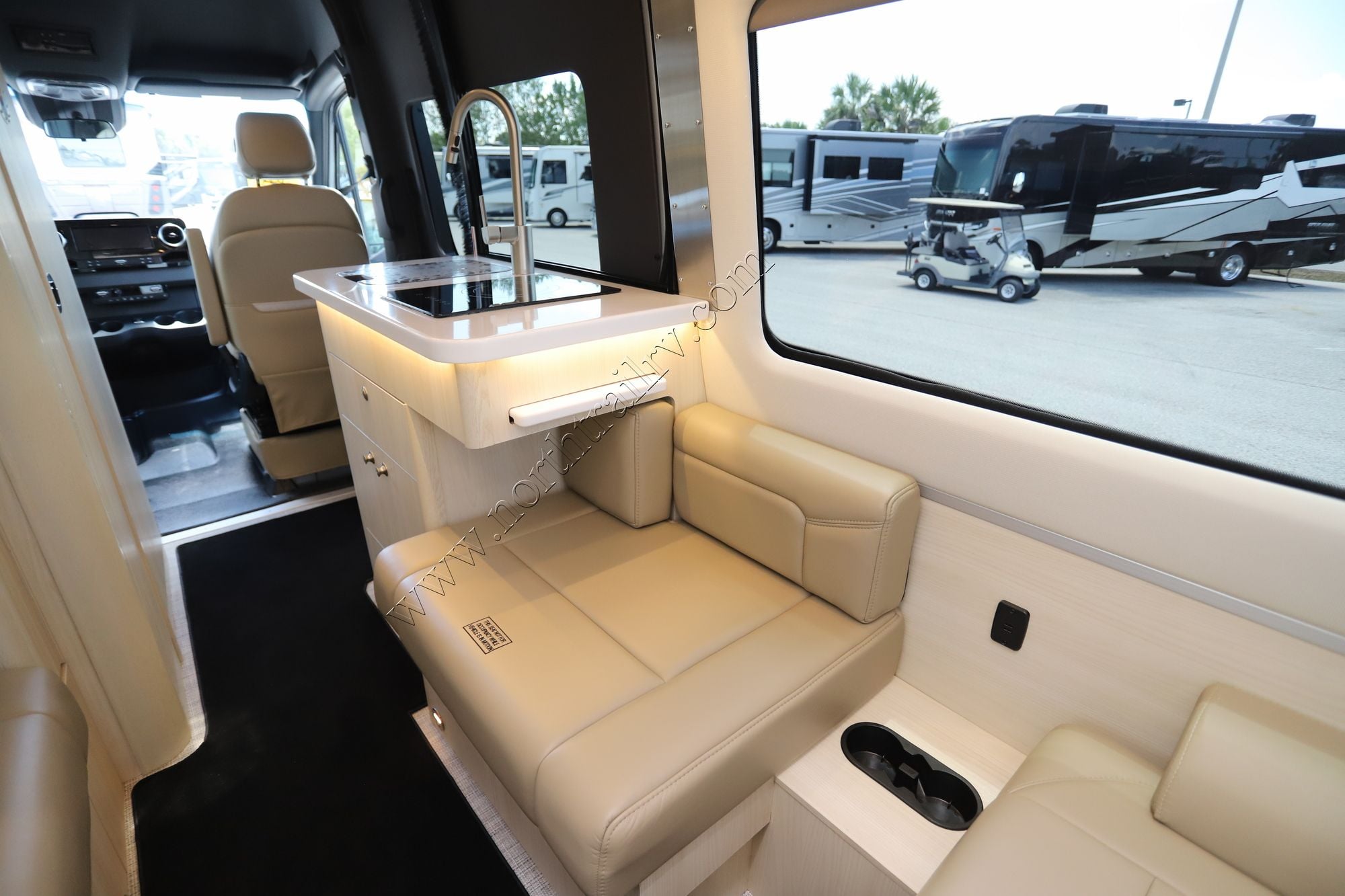 2026 Airstream Interstate 19 AP Class B New  For Sale