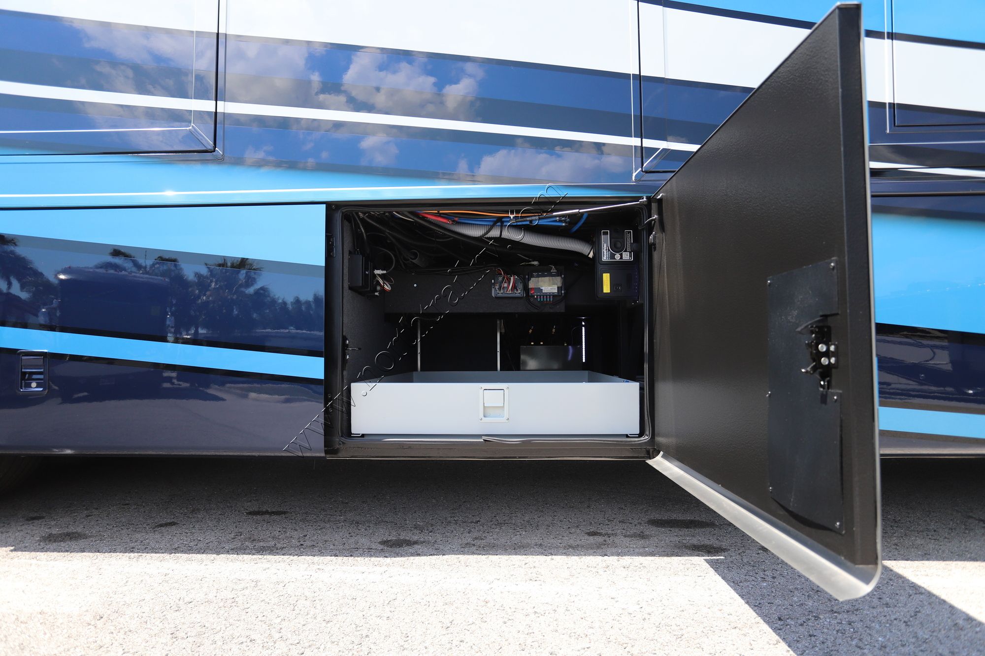 New 2027 Newmar London Aire 4551 Class A  For Sale