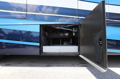 2027 Newmar London Aire 4551