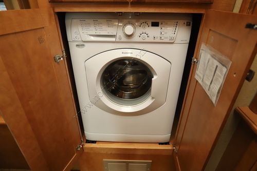 2013 Itasca Meridian 34B