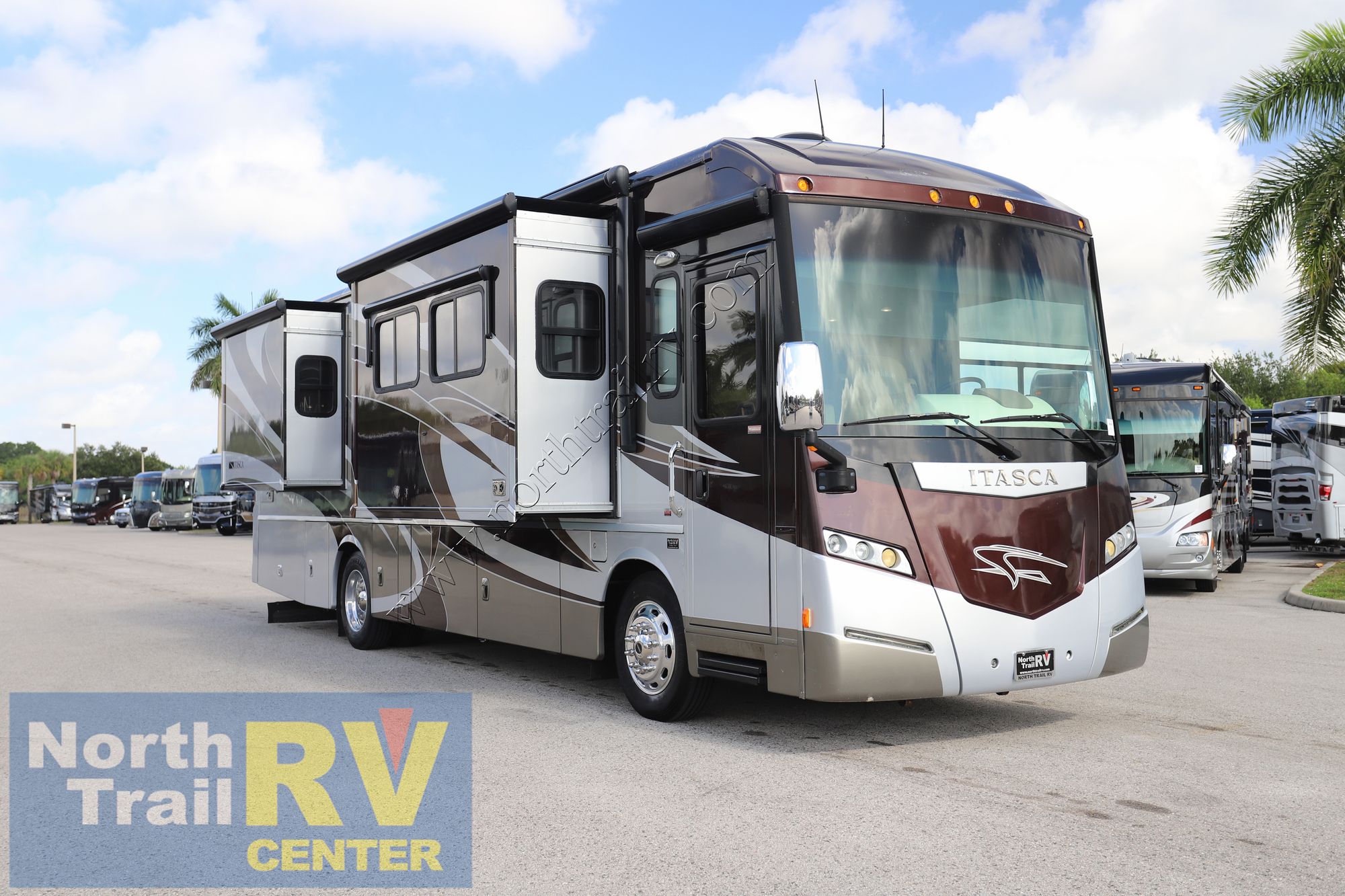 Used 2013 Itasca Meridian 34B Class A  For Sale