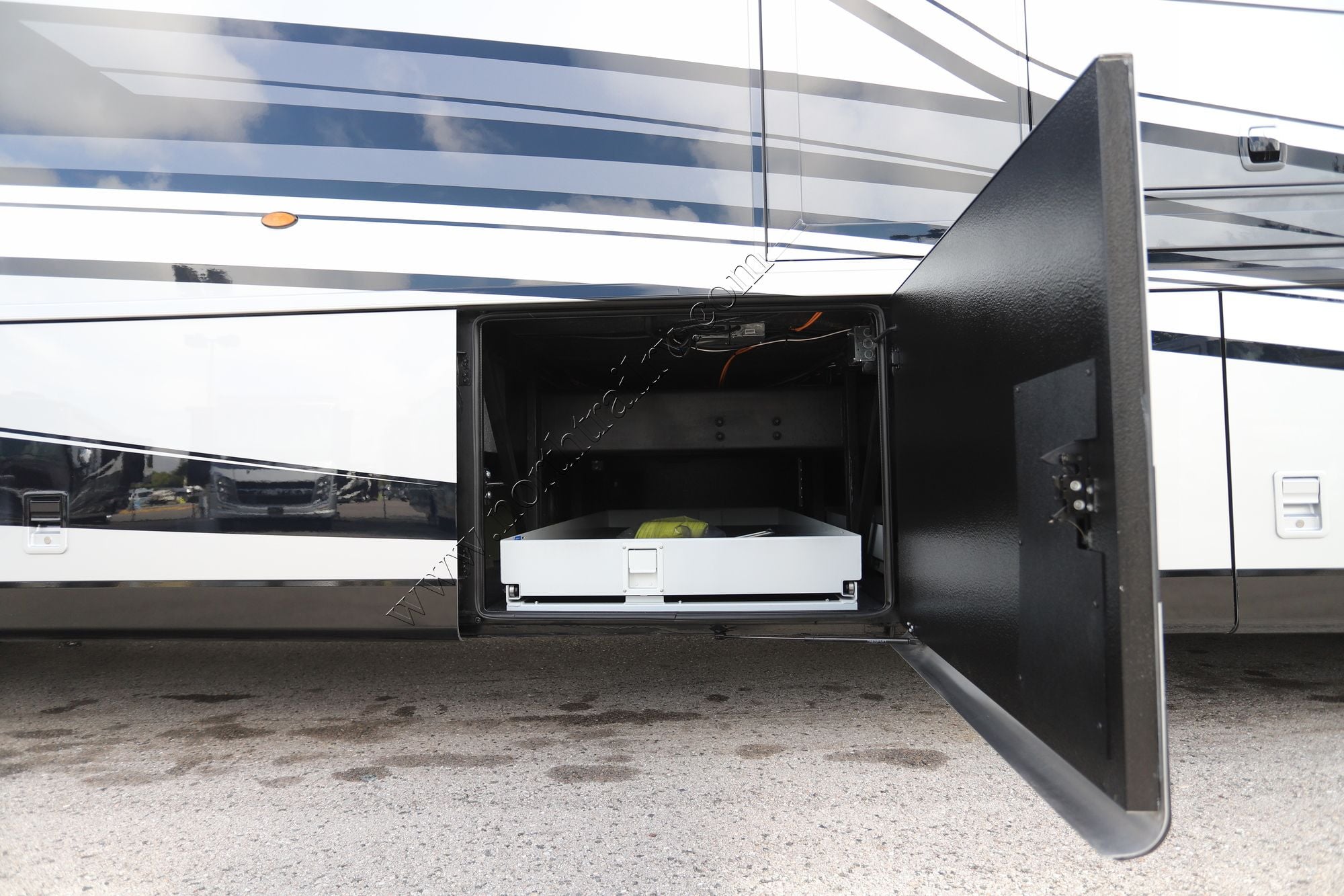 New 2026 Newmar Dutch Star 4340 Class A  For Sale
