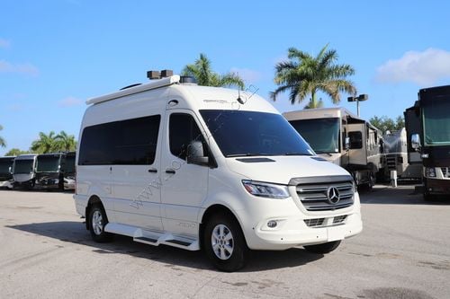 2025 Pleasure-Way Ascent TS Class B