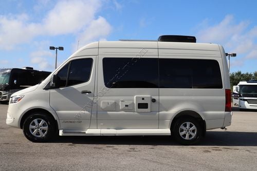 2025 Pleasure-Way Ascent TS Class B
