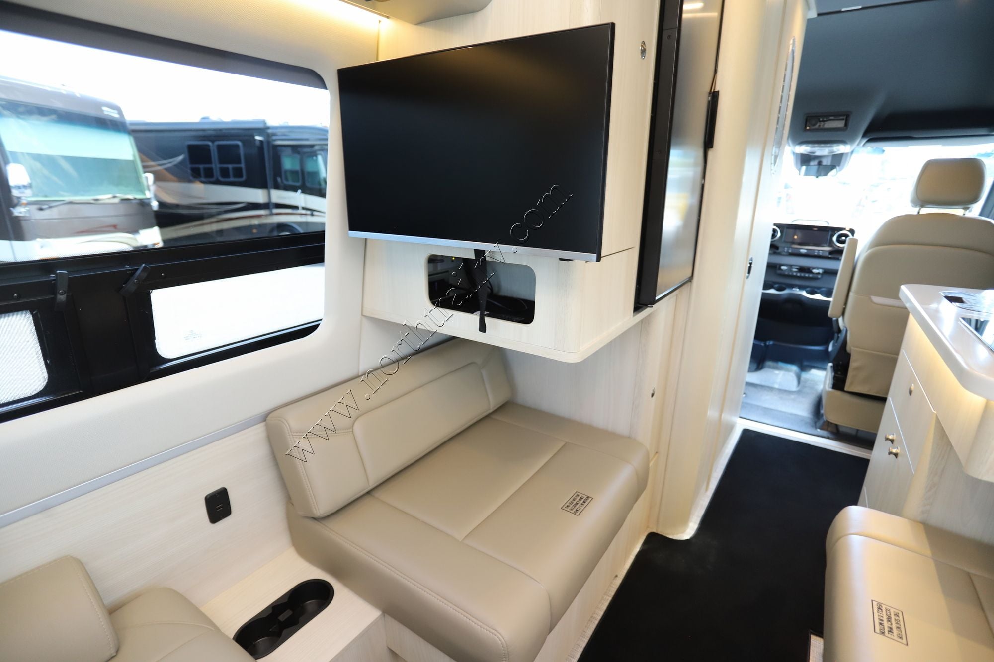 2026 Airstream Interstate 19 AP Class B New  For Sale