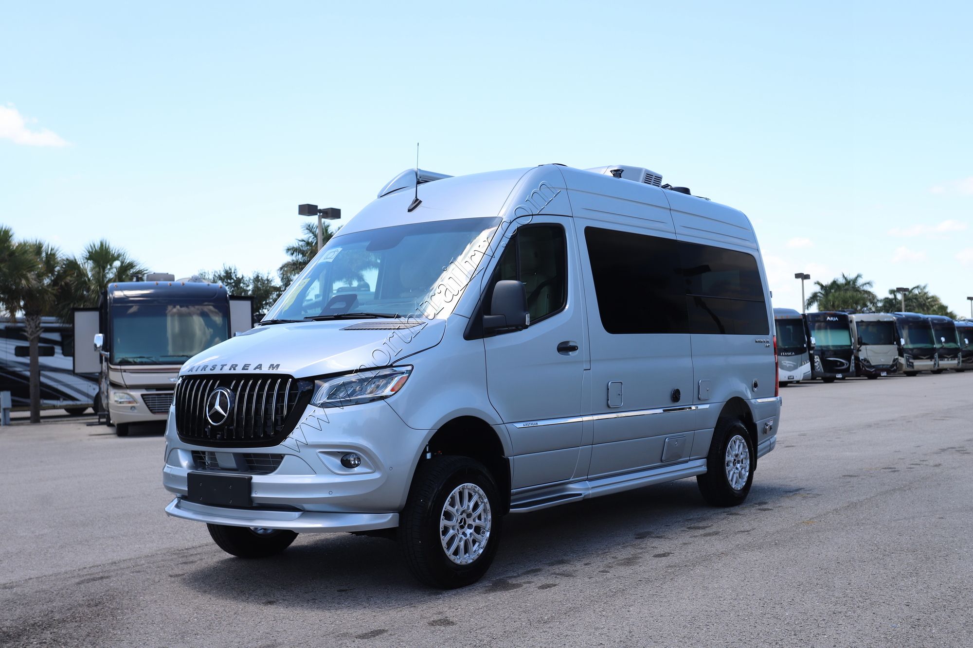 2026 Airstream Interstate 19 AP Class B New For Sale