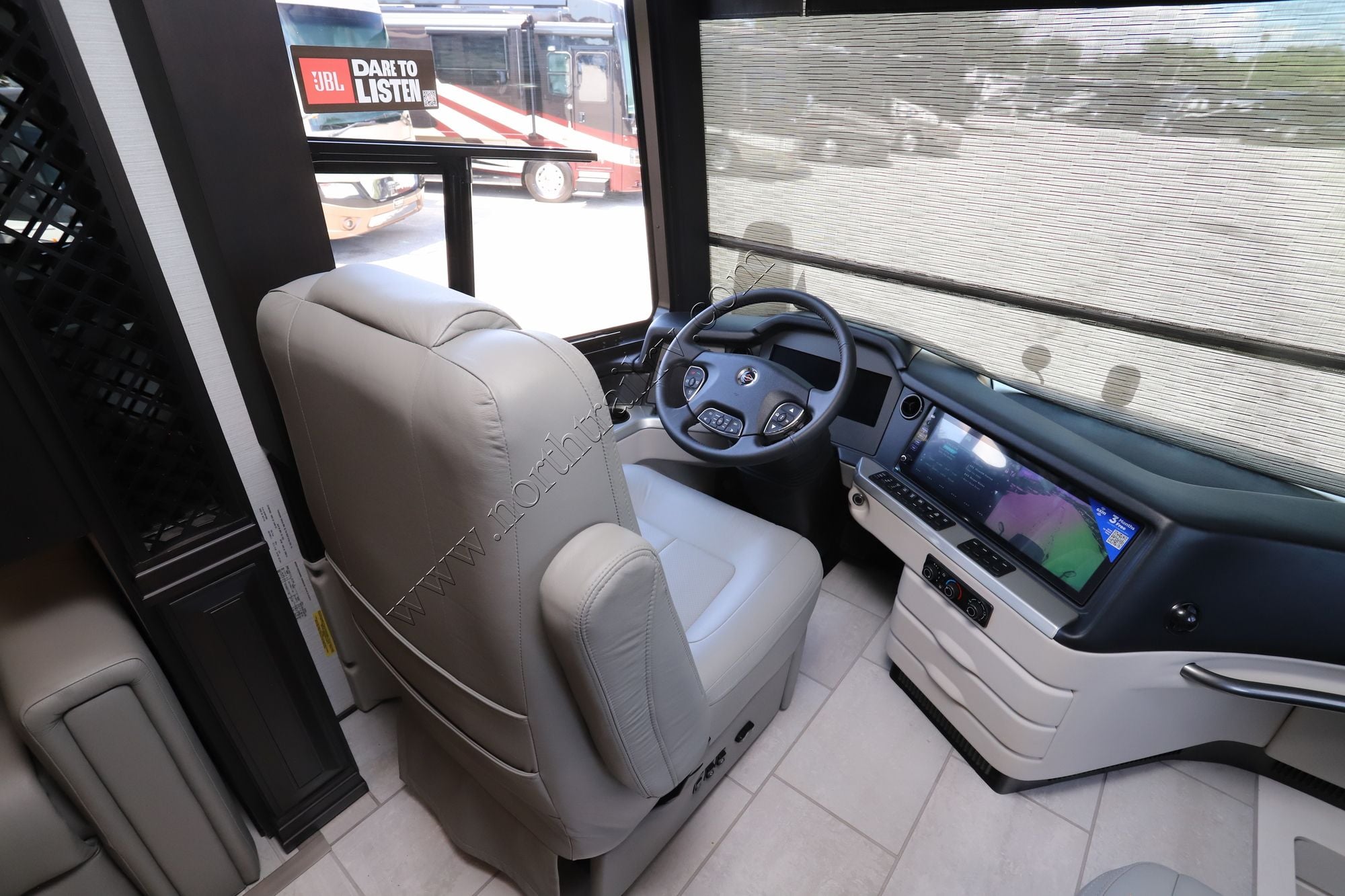 New 2027 Newmar London Aire 4551 Class A  For Sale