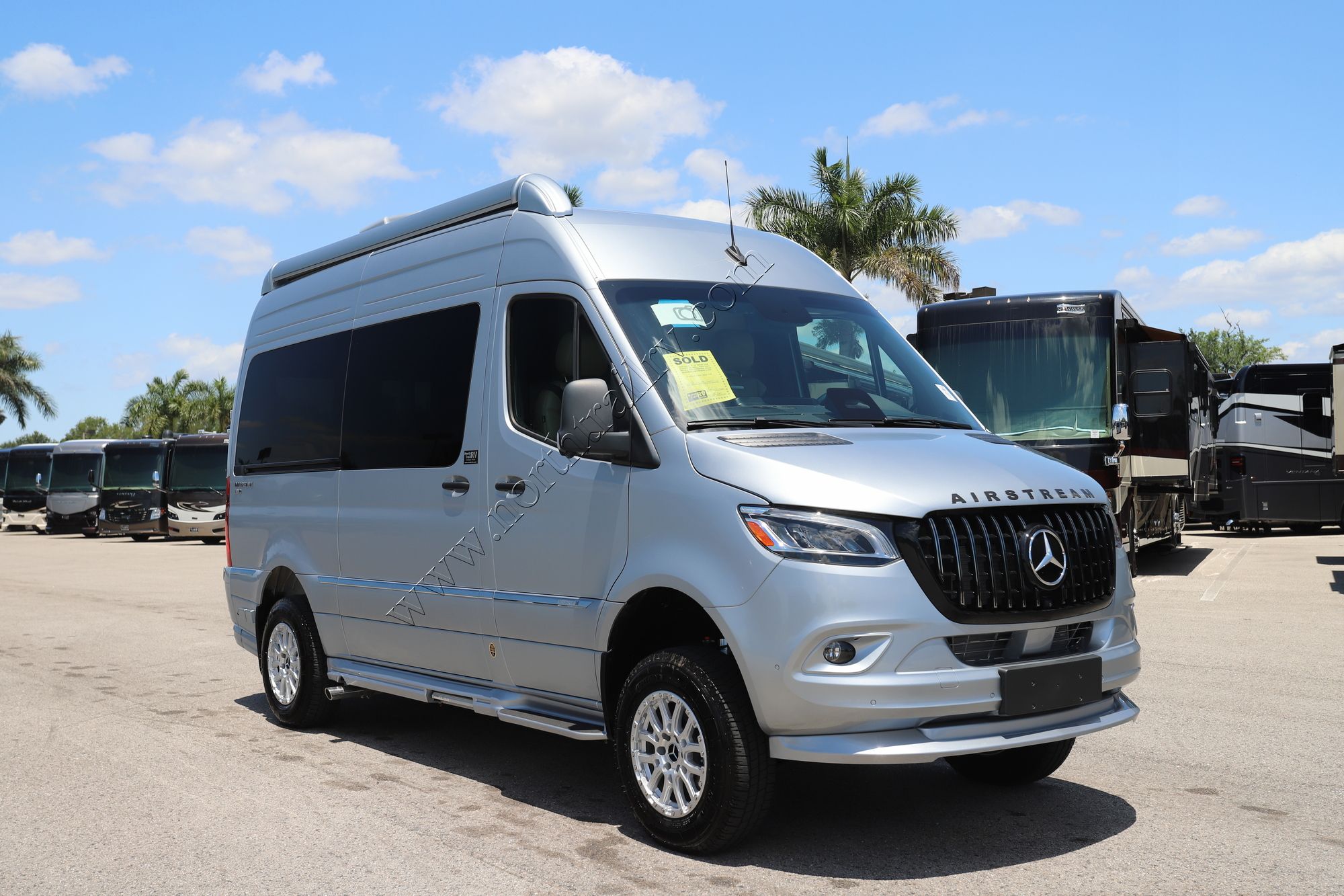 2026 Airstream Interstate 19 AP Class B New For Sale
