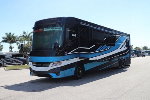 2027 Newmar London Aire 4551