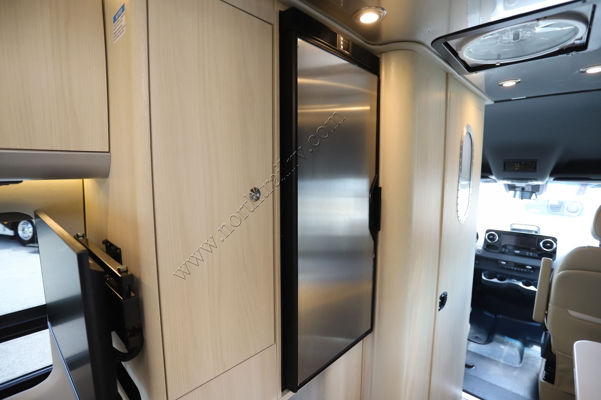 2026 Airstream Interstate 19 AP Class B New  For Sale