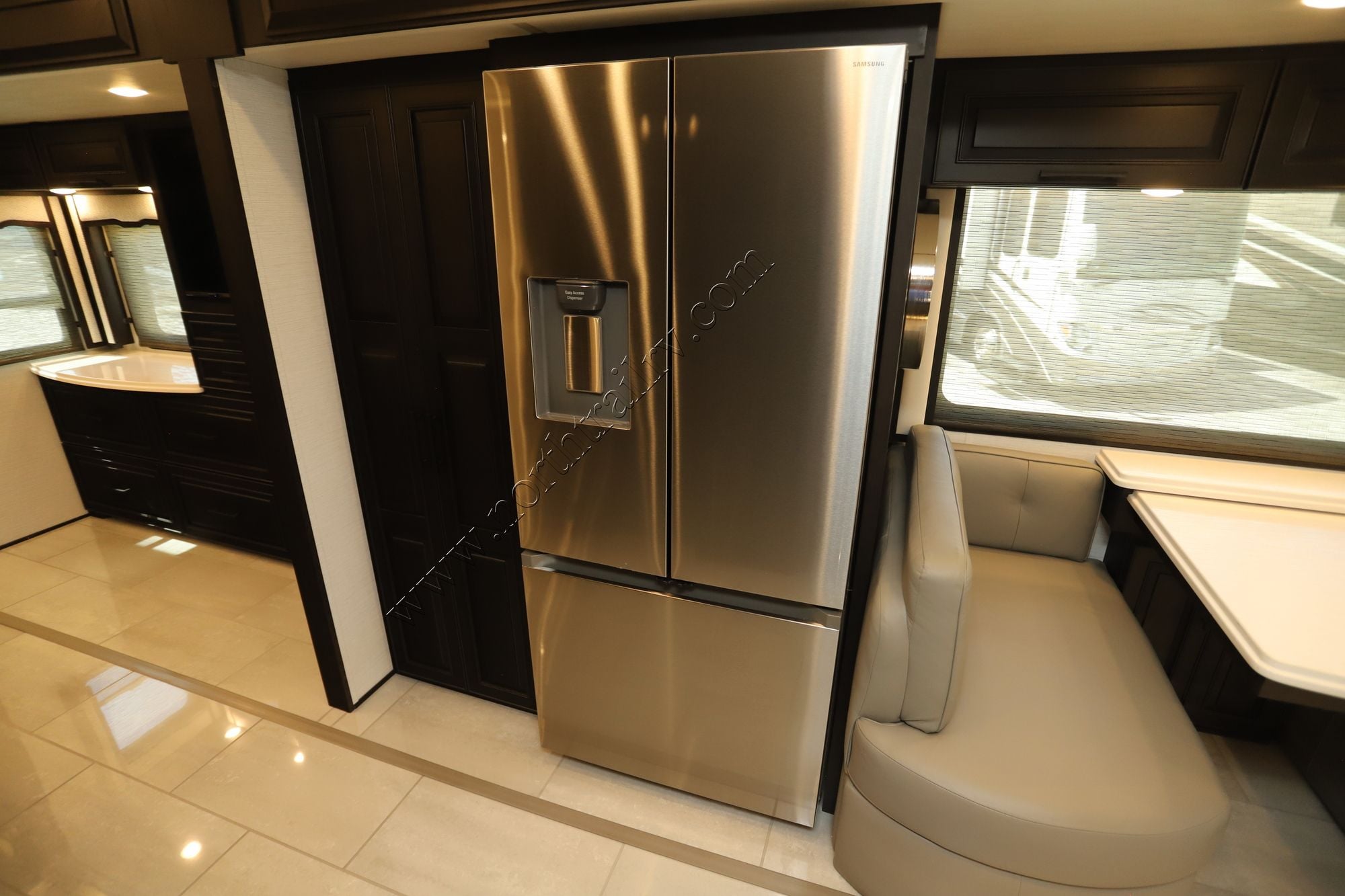 New 2027 Newmar London Aire 4551 Class A  For Sale