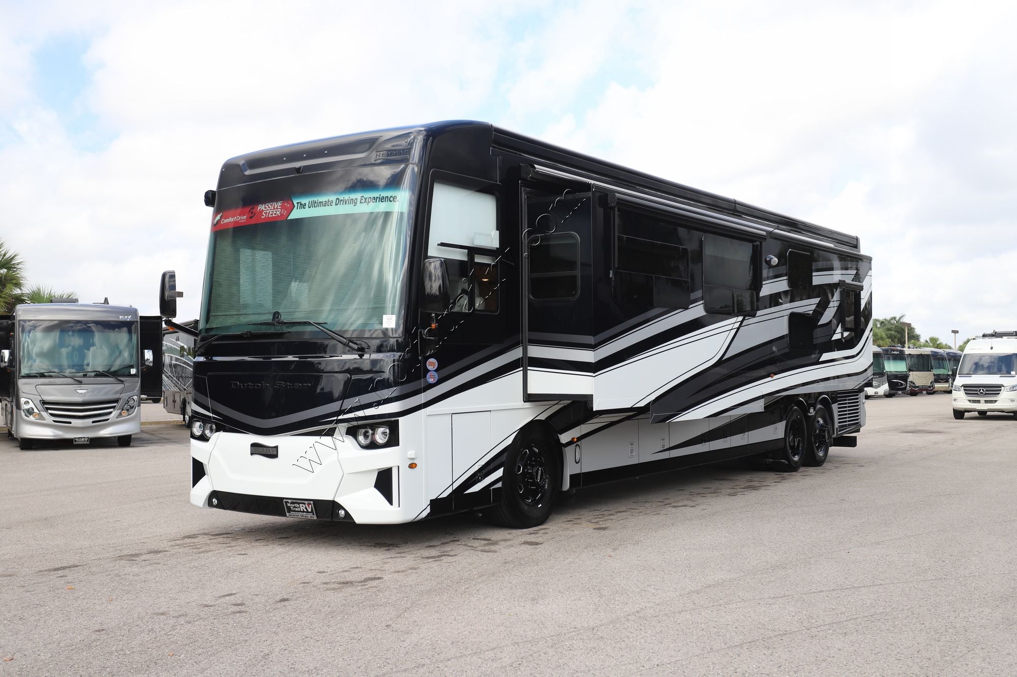 New 2026 Newmar Dutch Star 4340 Class A  For Sale