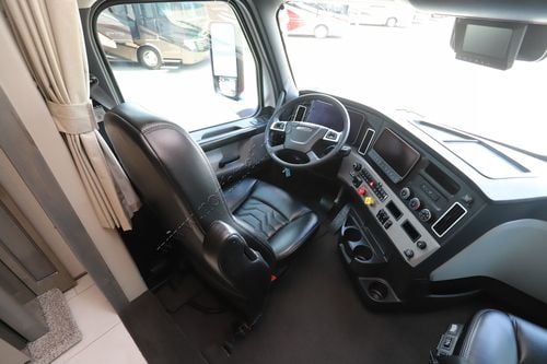 2024 Renegade Rv Explorer 40ERB