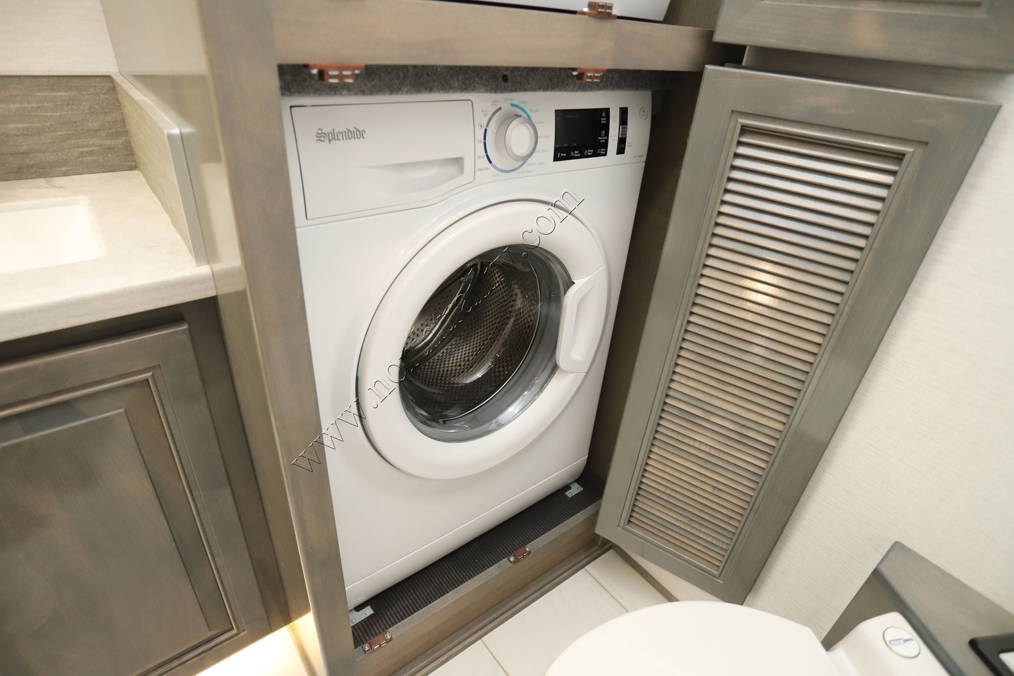 Used 2024 Renegade Rv Explorer 40ERB Super C  For Sale