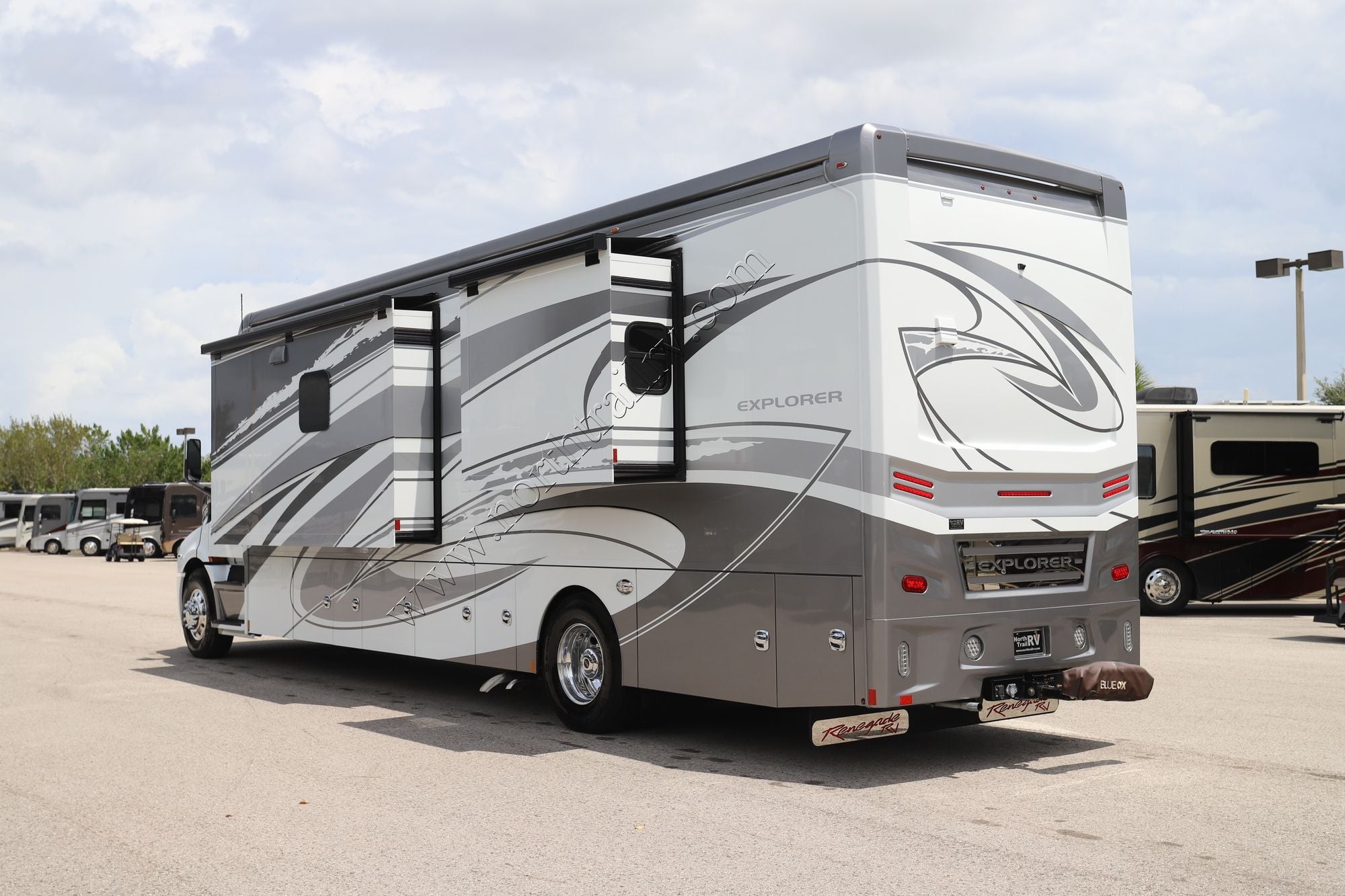 Used 2024 Renegade Rv Explorer 40ERB Super C  For Sale