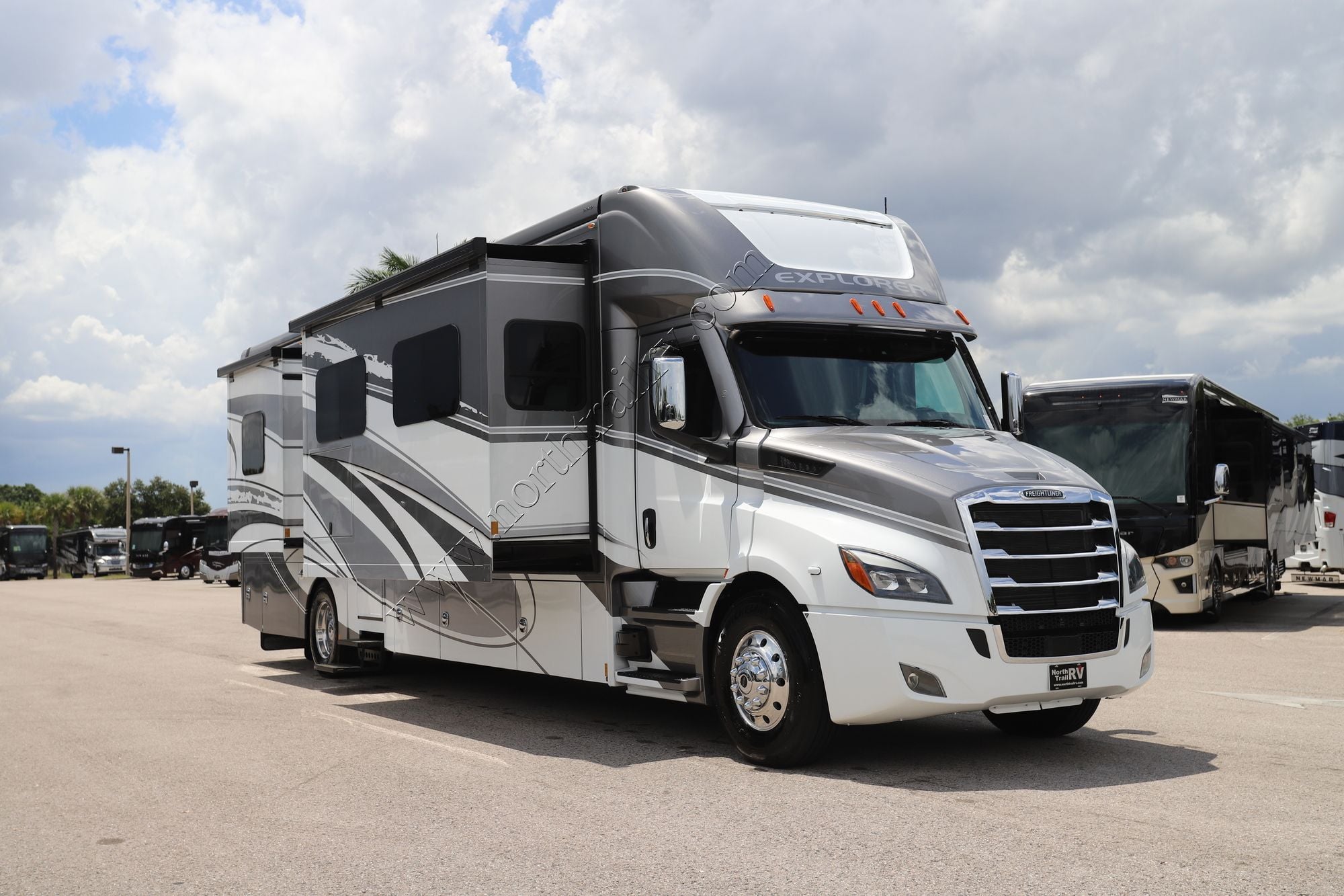 Used 2024 Renegade Rv Explorer 40ERB Super C  For Sale
