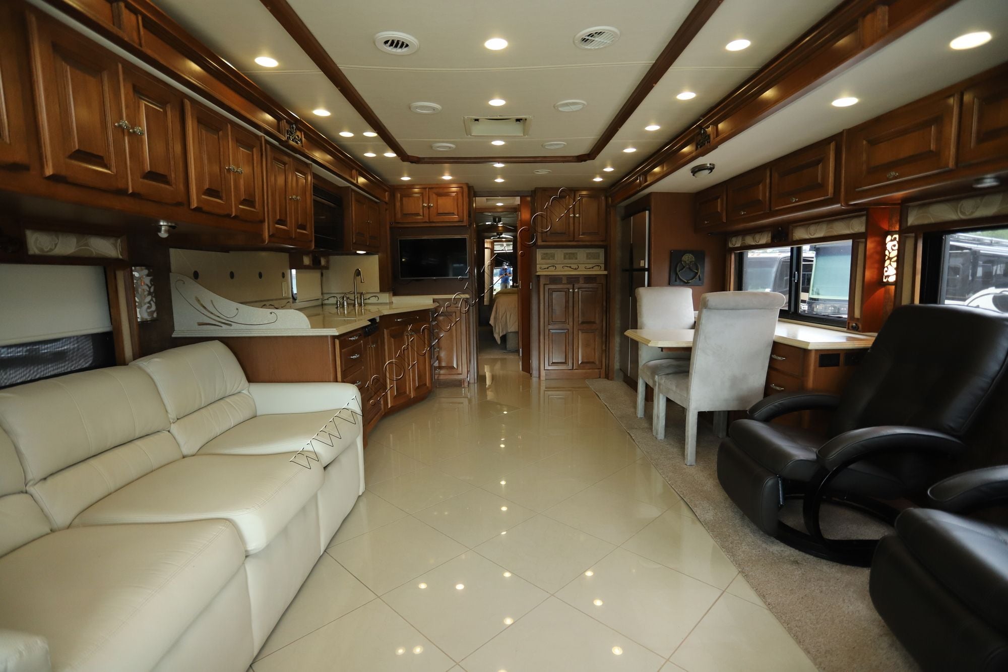 Used 2012 Tiffin Motor Homes Phaeton 40QTH Class A  For Sale