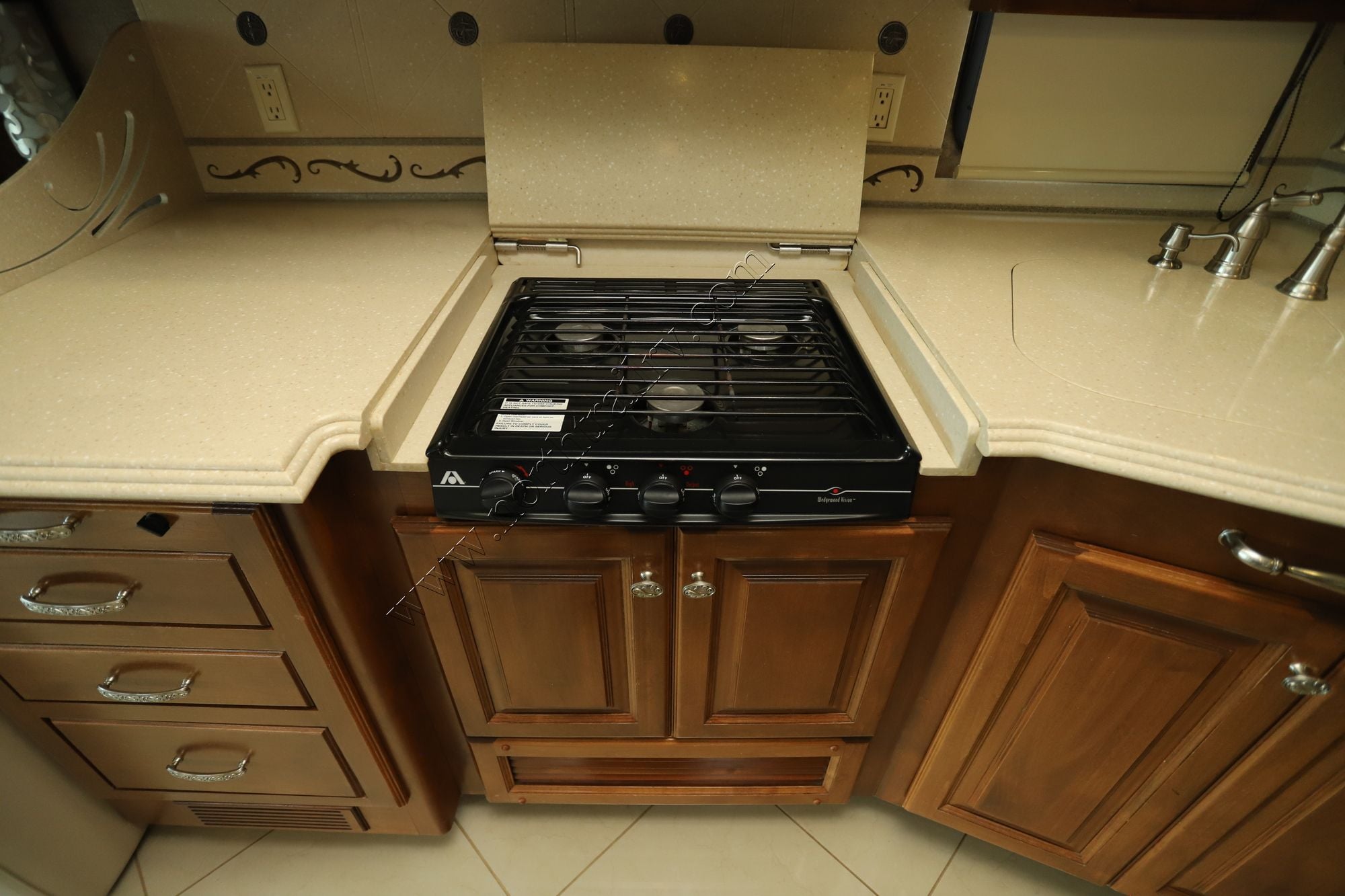 Used 2012 Tiffin Motor Homes Phaeton 40QTH Class A  For Sale