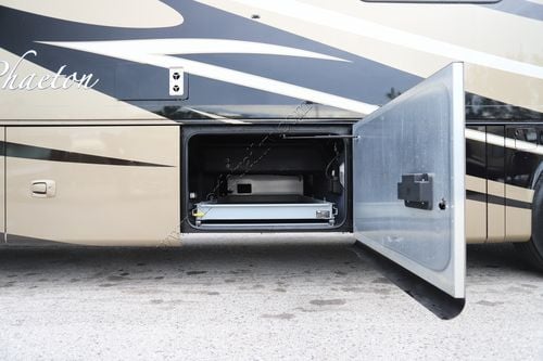 2012 Tiffin Motor Homes Phaeton 40QTH Class A