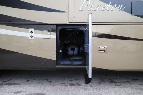 2012 Tiffin Motor Homes Phaeton 40QTH Class A