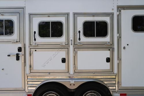 2016 Elite Horse Trailer GOOSE NECK