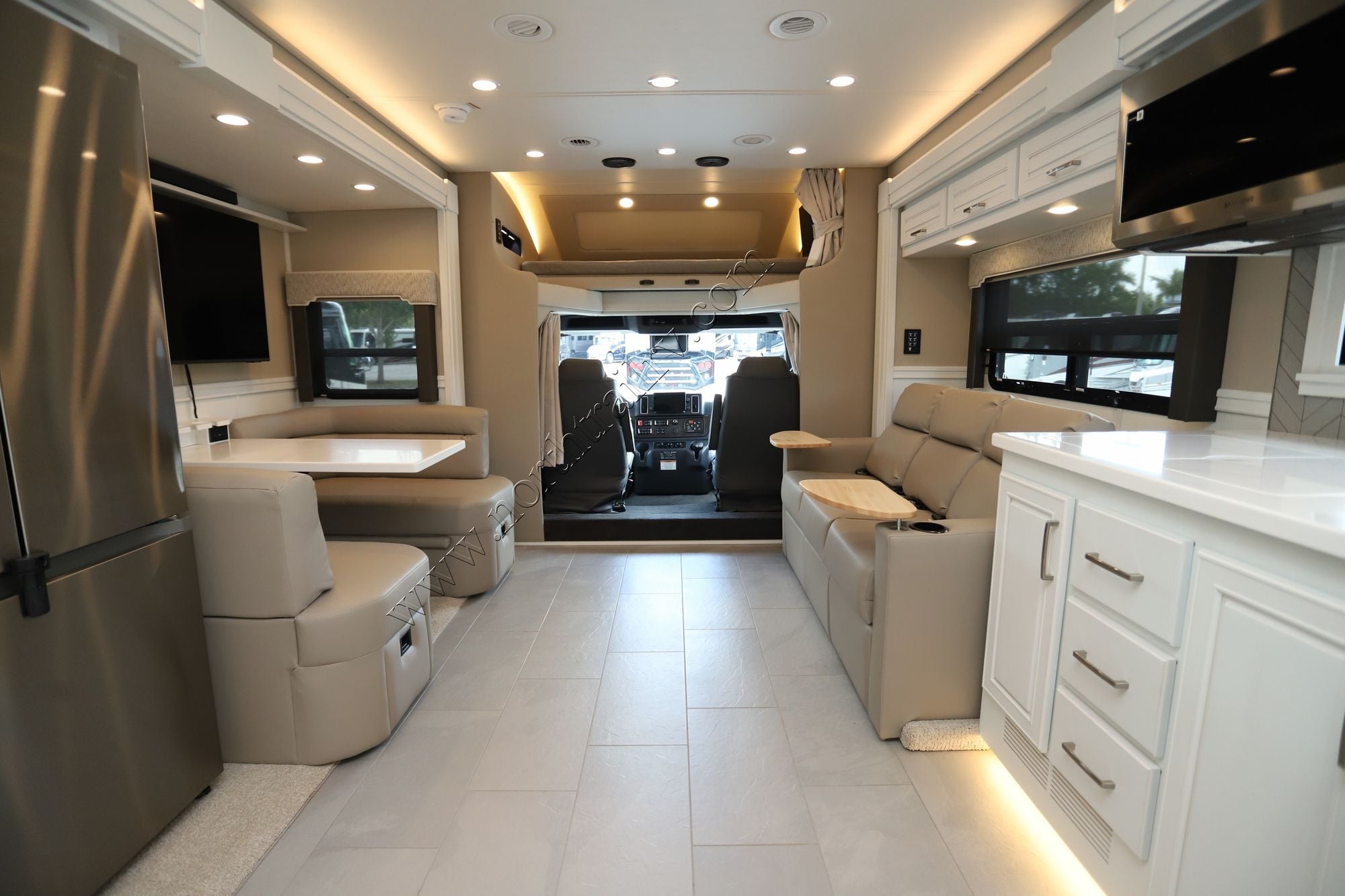 New 2026 Renegade Rv Verona Le 40LBH Super C  For Sale