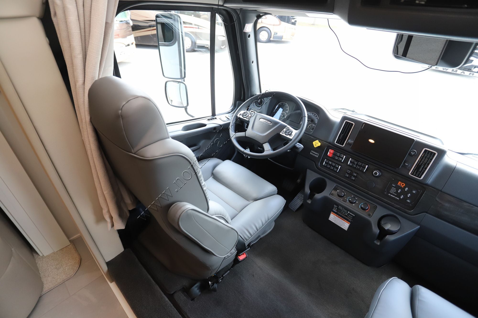 New 2026 Renegade Rv Verona Le 40LBH Super C  For Sale
