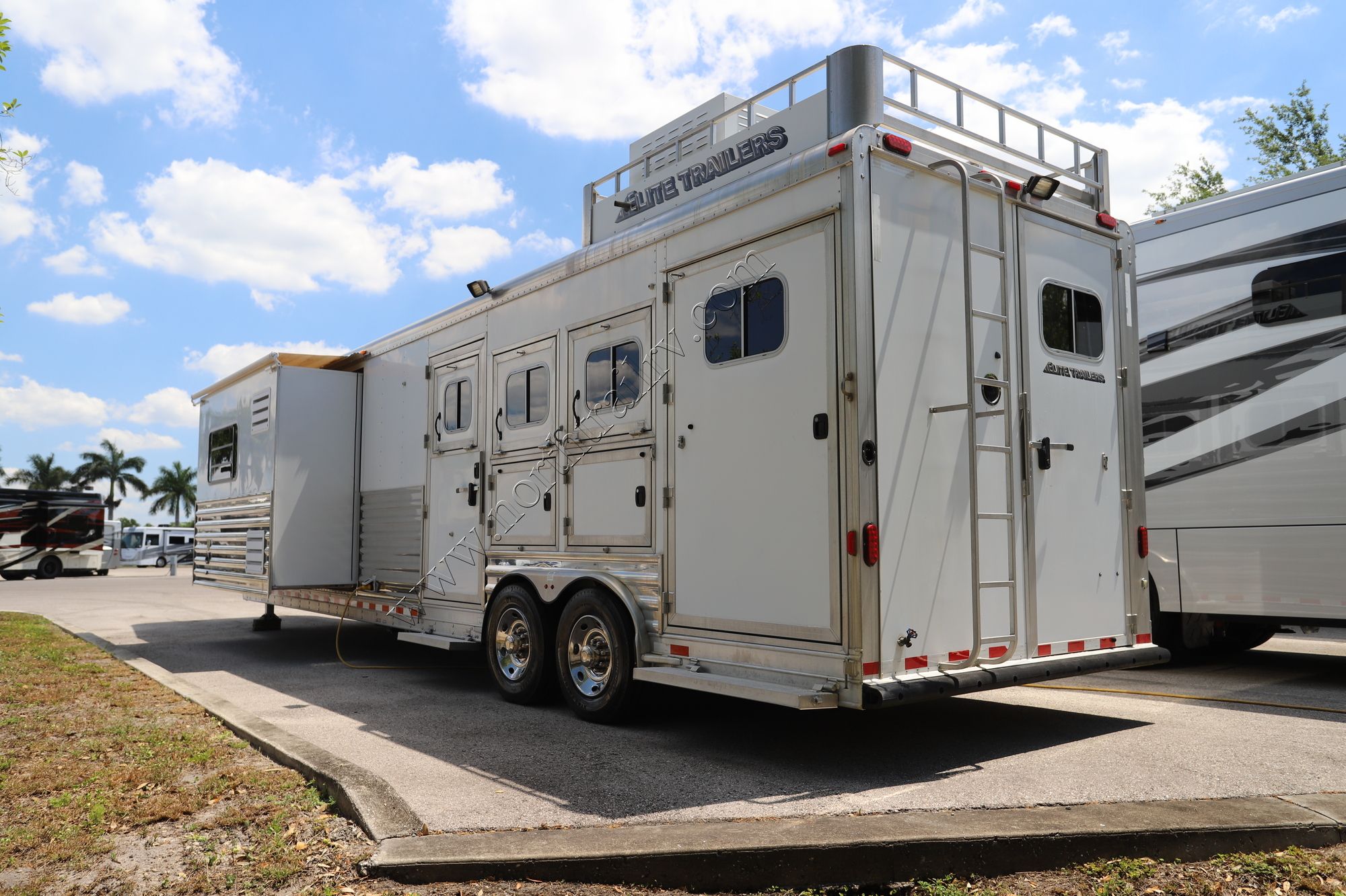 Used 2016 Elite Horse Trailer GOOSE NECK OtherZ  For Sale