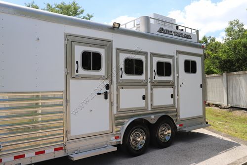 2016 Elite Horse Trailer GOOSE NECK