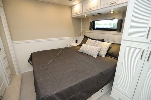 2026 Renegade Rv Verona Le 40LBH