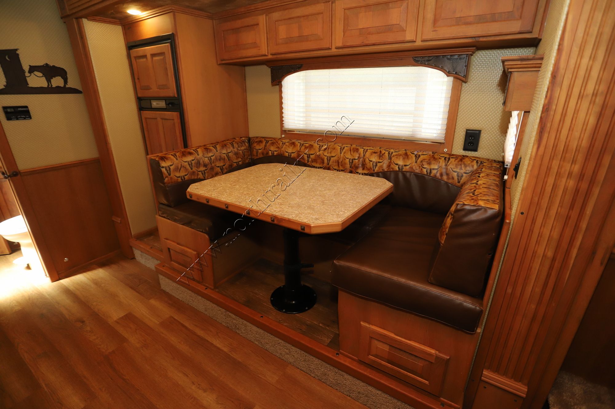 Used 2016 Elite Horse Trailer GOOSE NECK OtherZ  For Sale
