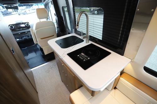 2026 Airstream Interstate 19 AP