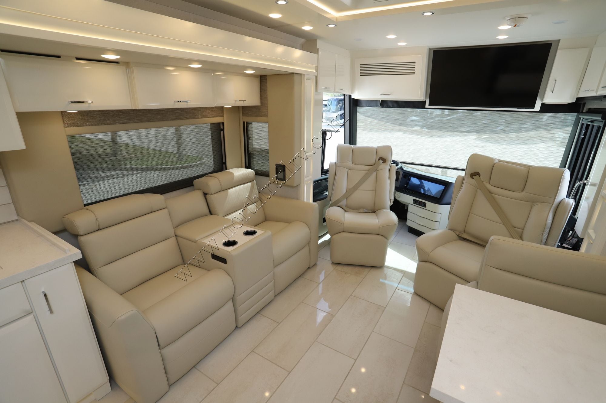 New 2027 Newmar Mountain Aire 3825 Class A  For Sale