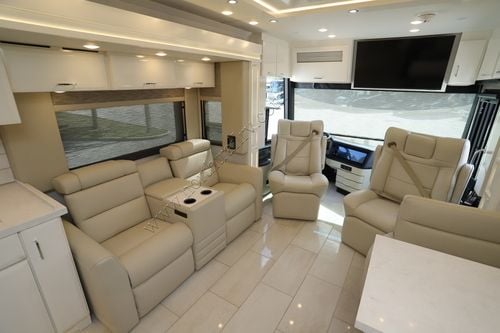 2027 Newmar Mountain Aire 3825