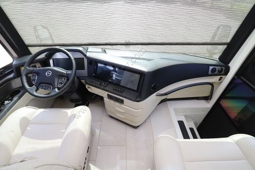 2027 Newmar Mountain Aire 3825