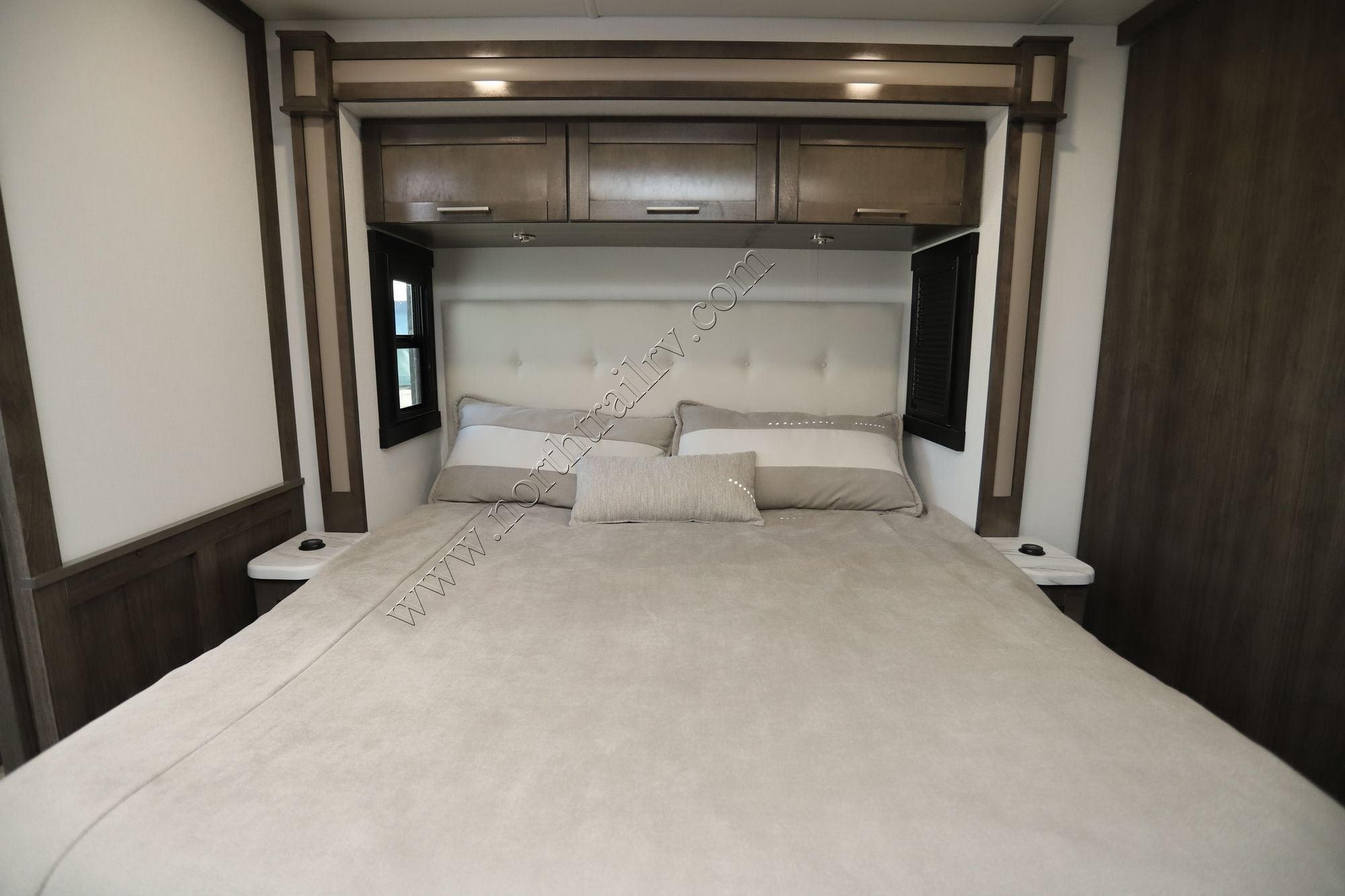 New 2026 Jayco Precept 36C Class A  For Sale