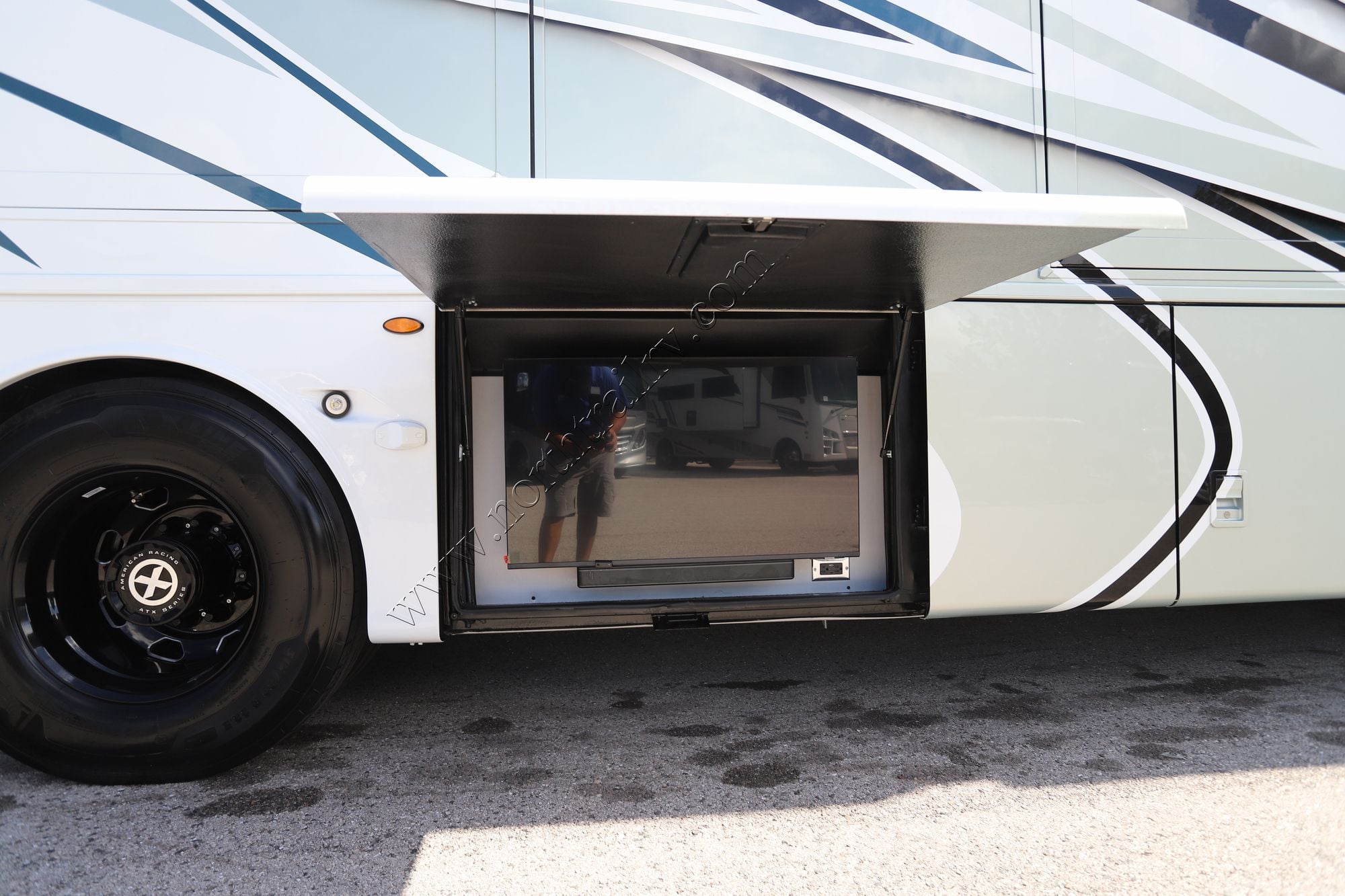 New 2027 Newmar Mountain Aire 3825 Class A  For Sale