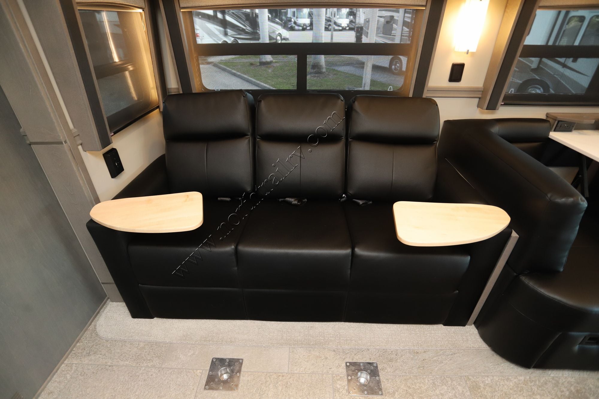 New 2026 Renegade Rv Classic 45CBF Super C  For Sale