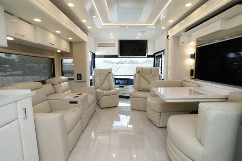 2027 Newmar Mountain Aire 3825