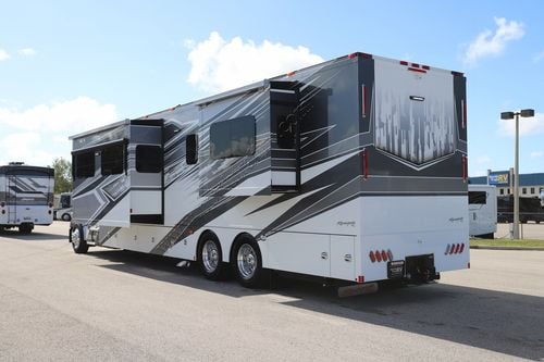 2026 Renegade Rv Classic 45CBF