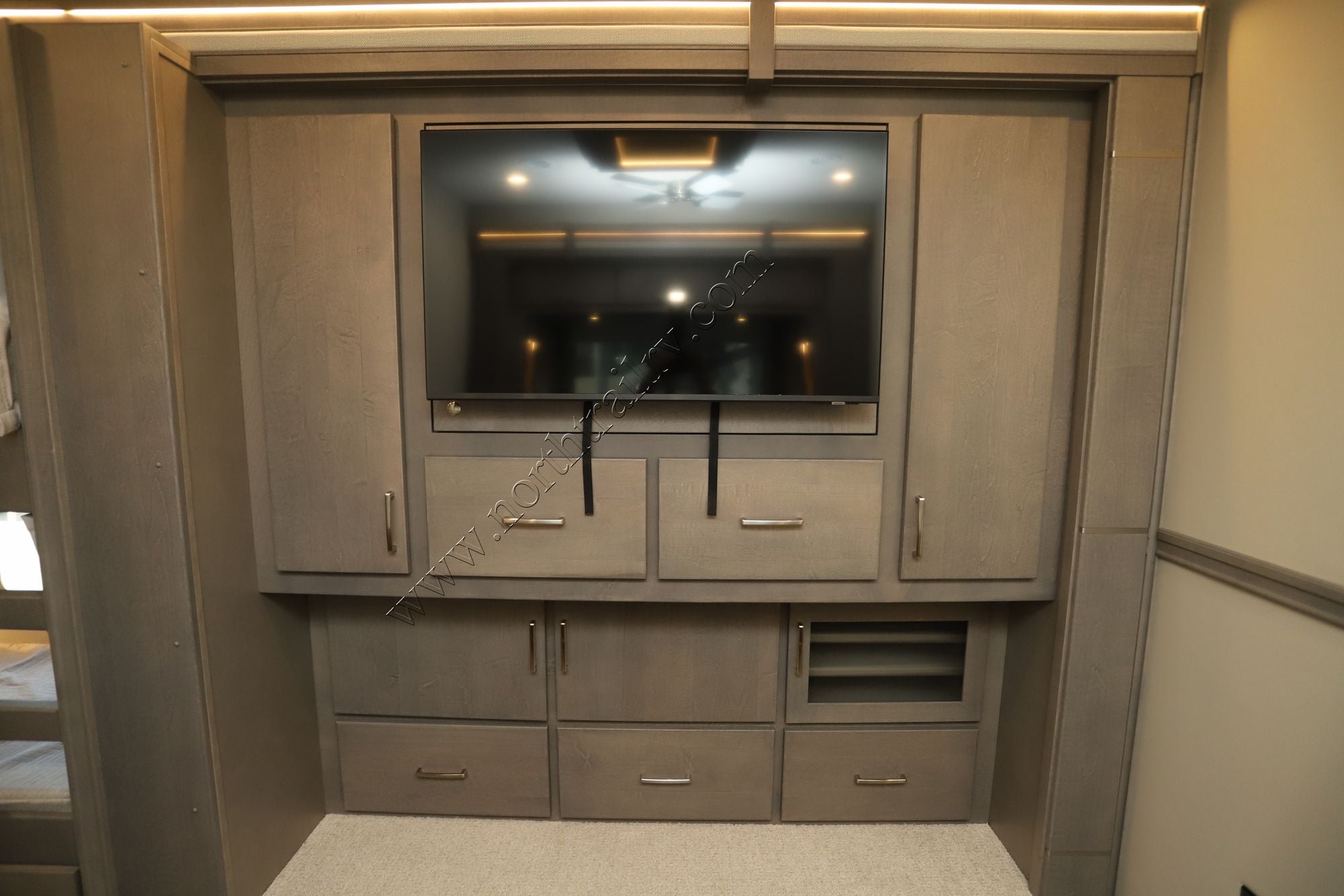 New 2026 Renegade Rv Classic 45CBF Super C  For Sale