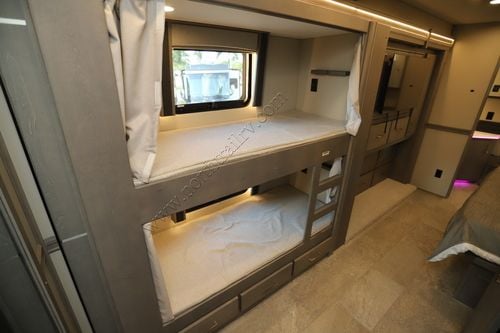 2026 Renegade Rv Classic 45CBF