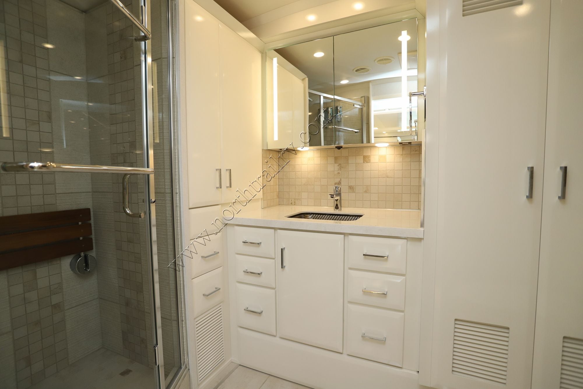 New 2027 Newmar Mountain Aire 3825 Class A  For Sale