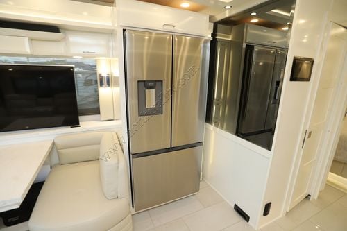 2027 Newmar Mountain Aire 3825